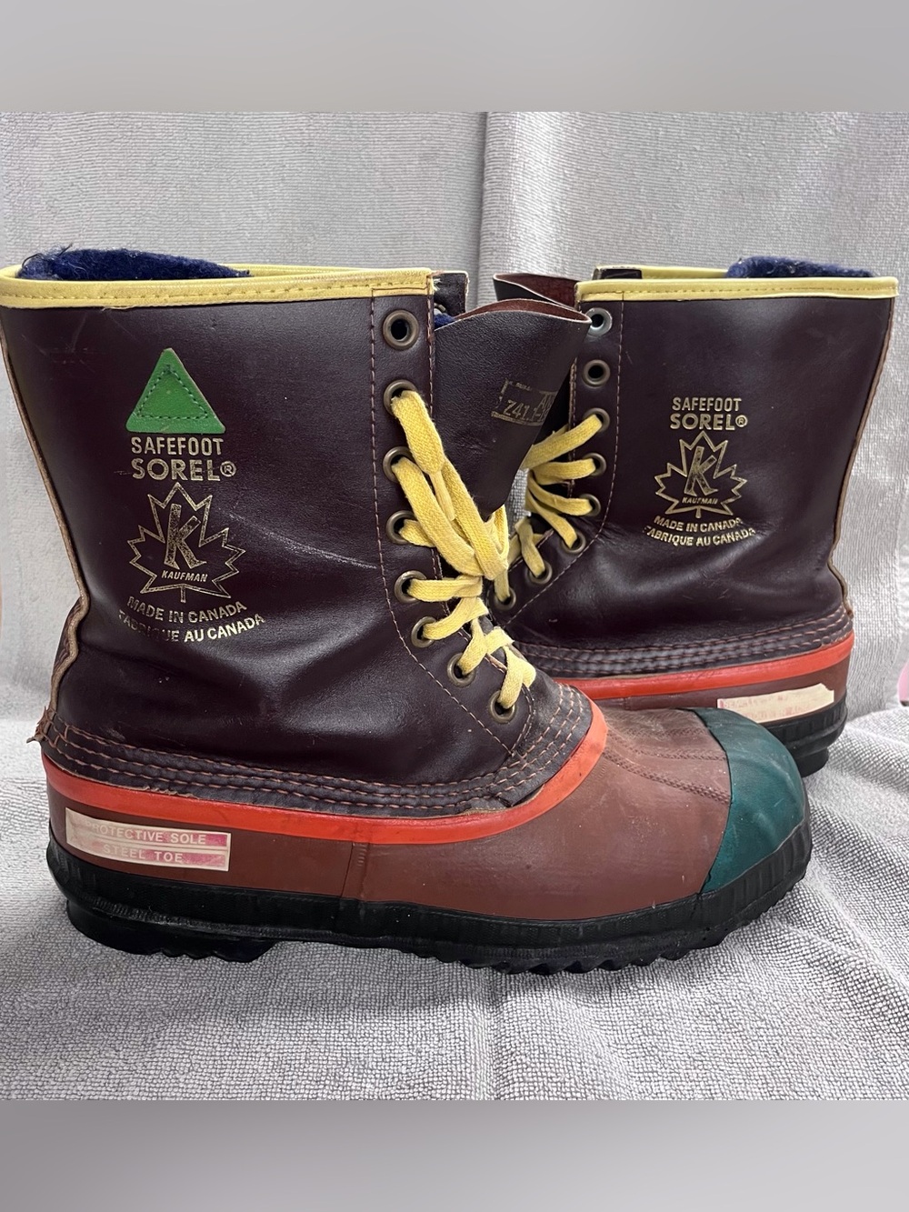 Vintage Sorel Kaufman Snowmaster Steel Toe Boots Made in Canada Size 9